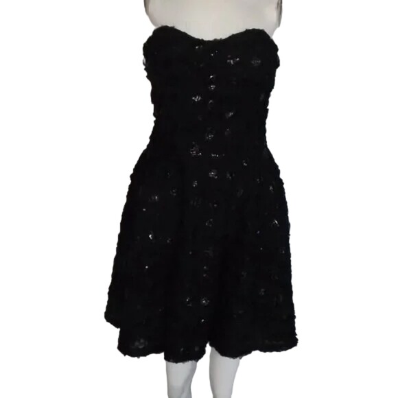 BEBE Cocktail Dress, XS, Mini F&F, Black Rosettes, Sequins, Strapless, Party - Picture 11 of 16
